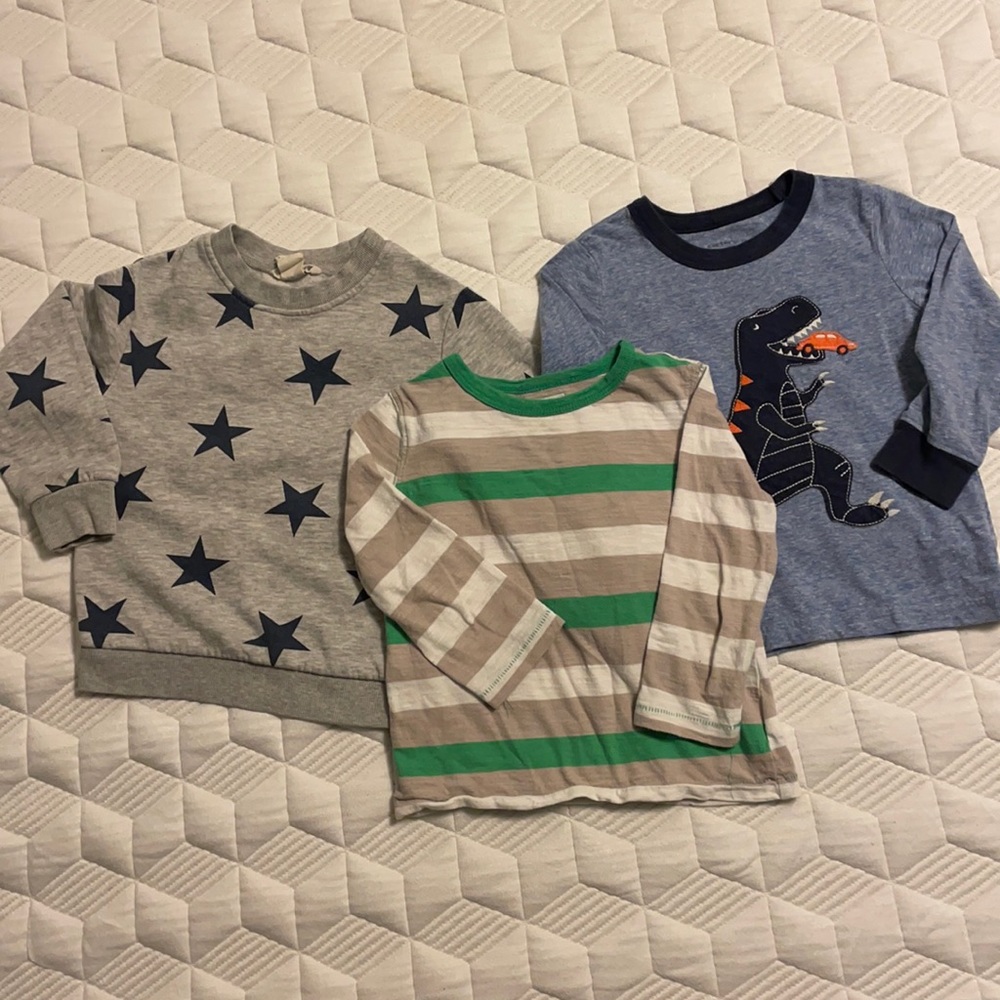 H&M sweatshirt with 2 additional shirts. 2T